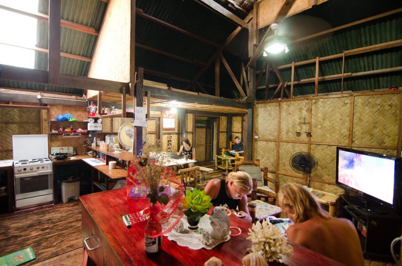 Coron Backpacker Guesthouse Εξωτερικό φωτογραφία